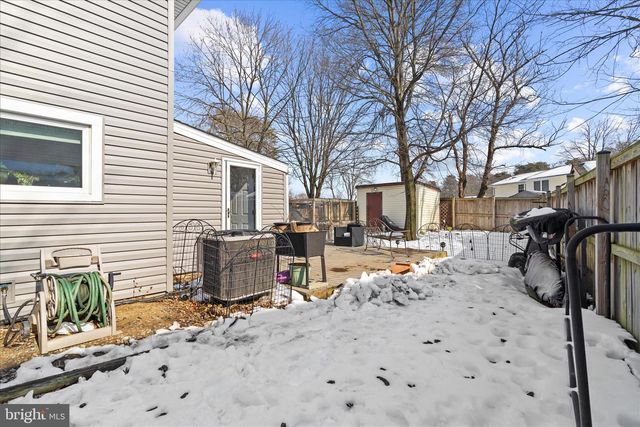 8085 CASTLE ROCK CT, Pasadena, MD 21122