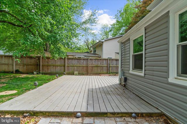 8085 CASTLE ROCK CT, Pasadena, MD 21122