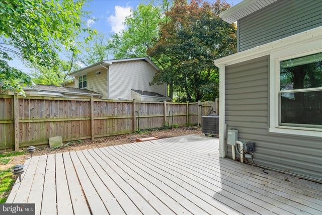 8085 CASTLE ROCK CT, Pasadena, MD 21122