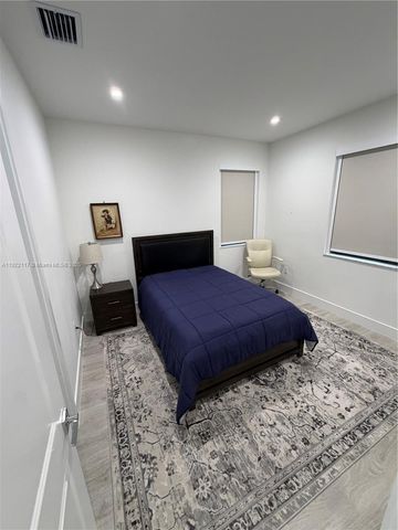 8119 NW 47th Ter, Doral, FL 33166