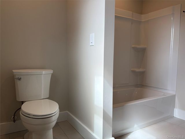 91 17th Street, Wading River, NY 11792