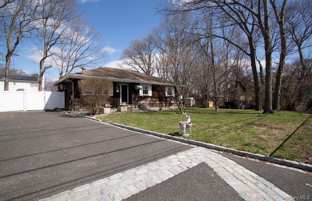 167 Robinwood Drive, Shirley, NY 11967