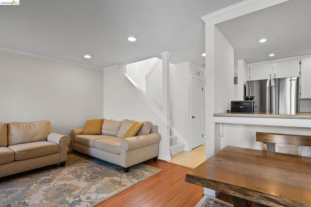 3415 La Selva St, San Mateo, CA 94403