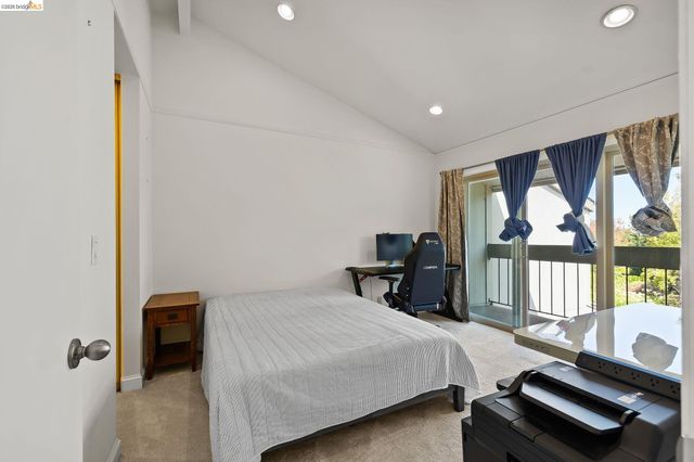 3415 La Selva St, San Mateo, CA 94403