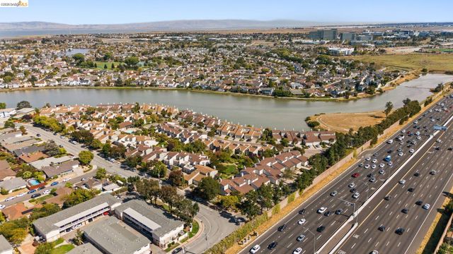 3415 La Selva St, San Mateo, CA 94403