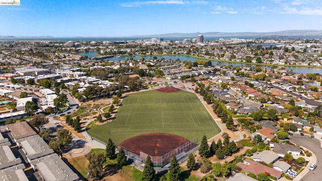 3415 La Selva St, San Mateo, CA 94403