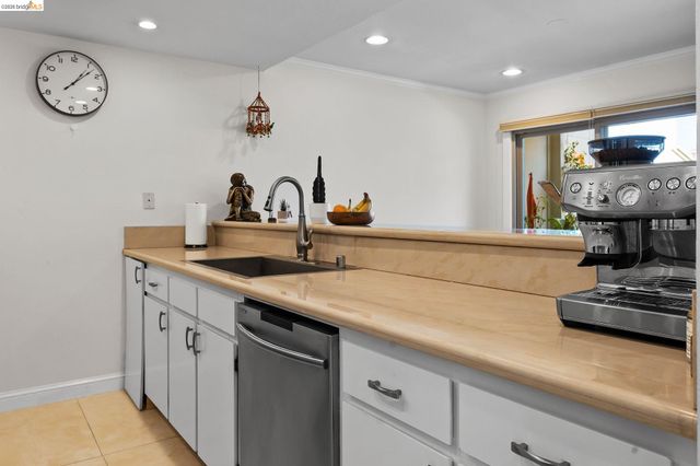 3415 La Selva St, San Mateo, CA 94403