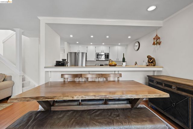 3415 La Selva St, San Mateo, CA 94403