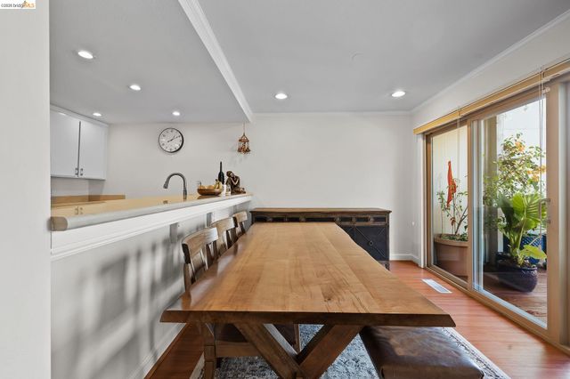 3415 La Selva St, San Mateo, CA 94403