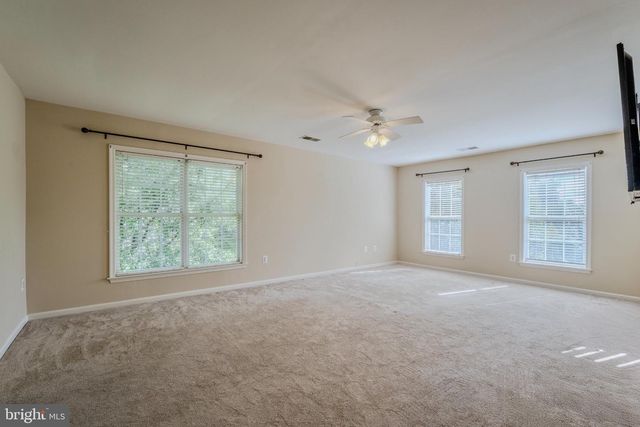 21467 ESTATE PL, Ashburn, VA 20147