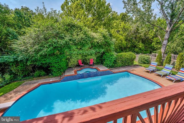 21467 ESTATE PL, Ashburn, VA 20147