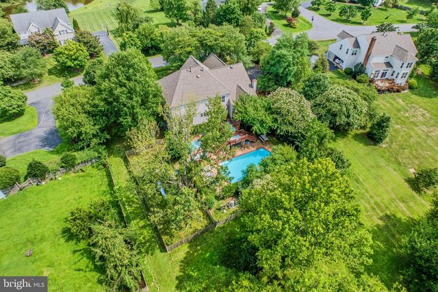 21467 ESTATE PL, Ashburn, VA 20147