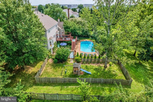 21467 ESTATE PL, Ashburn, VA 20147