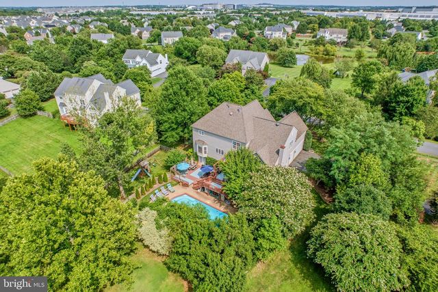 21467 ESTATE PL, Ashburn, VA 20147