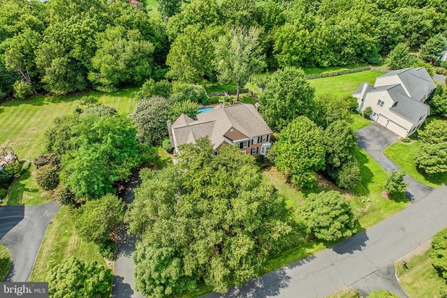 21467 ESTATE PL, Ashburn, VA 20147