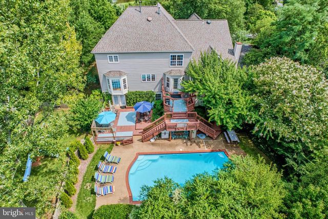 21467 ESTATE PL, Ashburn, VA 20147