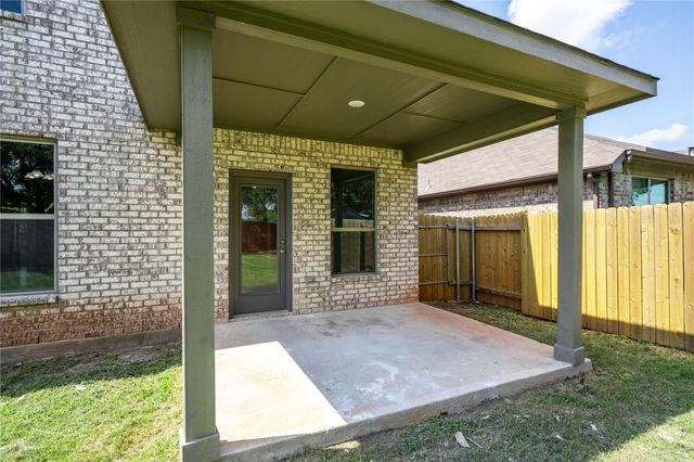 1148 Maplewood Lane, Crowley, TX 76036