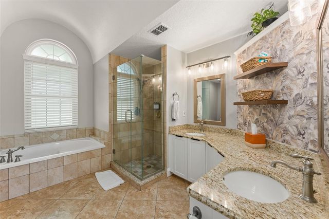 917 VIA BIANCA DRIVE, Davenport, FL 33896