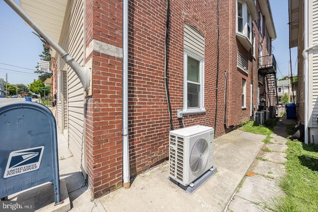 441 W 1ST AVE, Parkesburg, PA 19365