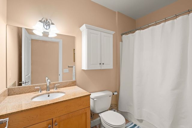 1102 Acorn Dr 1102, North Andover, MA 01845