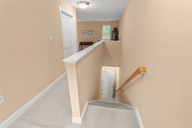 1102 Acorn Dr 1102, North Andover, MA 01845