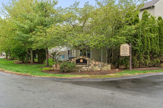 1102 Acorn Dr 1102, North Andover, MA 01845