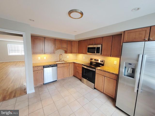 26 PICKERSGILL SQ, Owings Mills, MD 21117