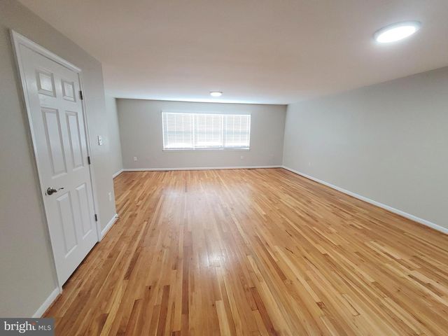 26 PICKERSGILL SQ, Owings Mills, MD 21117