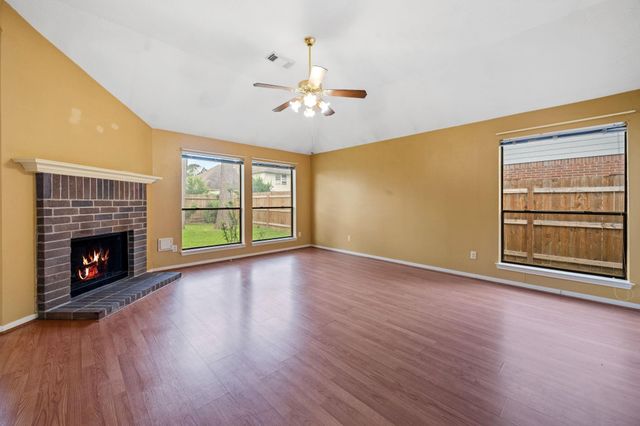 2818 Blue Jay Circle, Humble, TX 77396