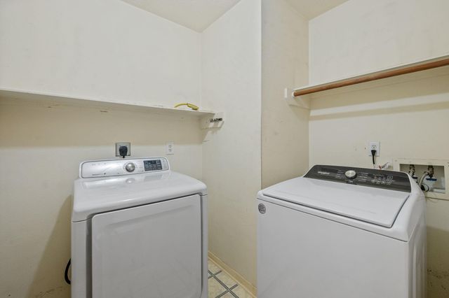2818 Blue Jay Circle, Humble, TX 77396