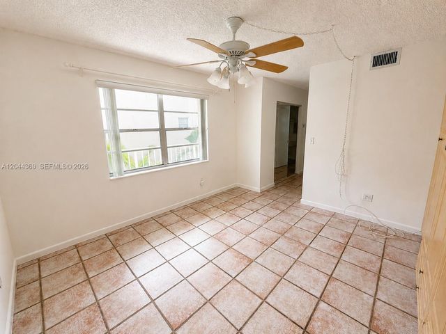 7705 SW 86th St B-213, Miami, FL 33143