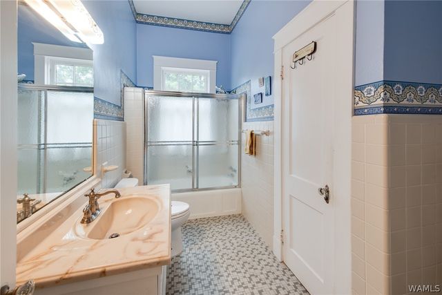 18 B Country Club, Tuscaloosa, AL 35401