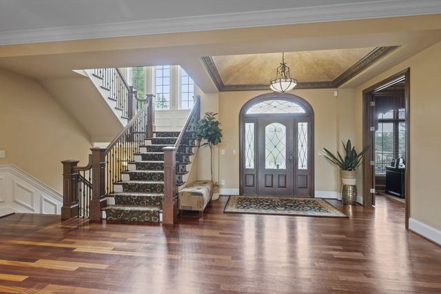 944 Squire Oaks Drive, Villa Hills, KY 41017