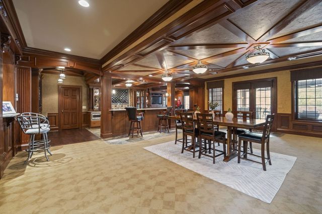 944 Squire Oaks Drive, Villa Hills, KY 41017