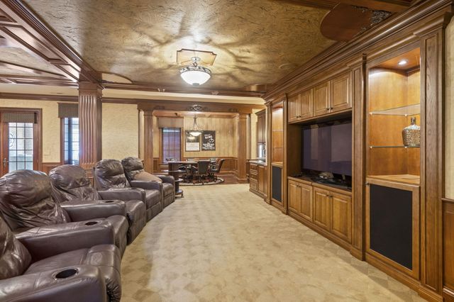 944 Squire Oaks Drive, Villa Hills, KY 41017