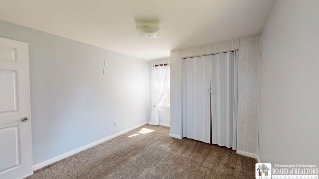 645 Mapleview Rd, Cheektowaga, NY 14225