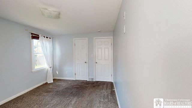645 Mapleview Rd, Cheektowaga, NY 14225