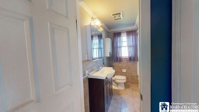 645 Mapleview Rd, Cheektowaga, NY 14225