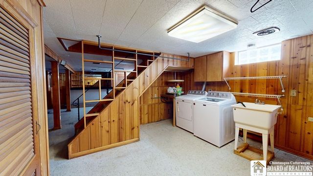 645 Mapleview Rd, Cheektowaga, NY 14225