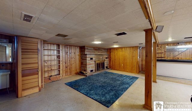 645 Mapleview Rd, Cheektowaga, NY 14225