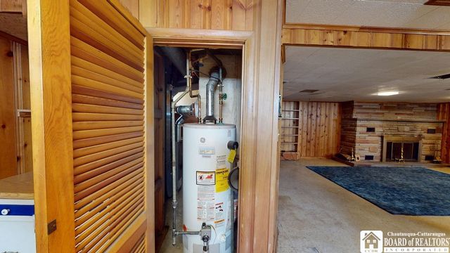 645 Mapleview Rd, Cheektowaga, NY 14225