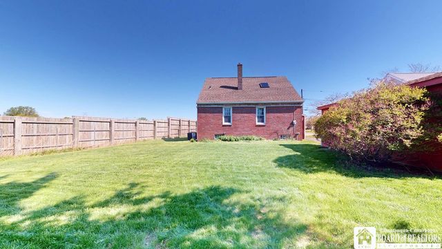 645 Mapleview Rd, Cheektowaga, NY 14225