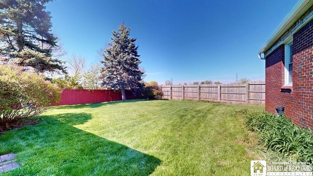 645 Mapleview Rd, Cheektowaga, NY 14225