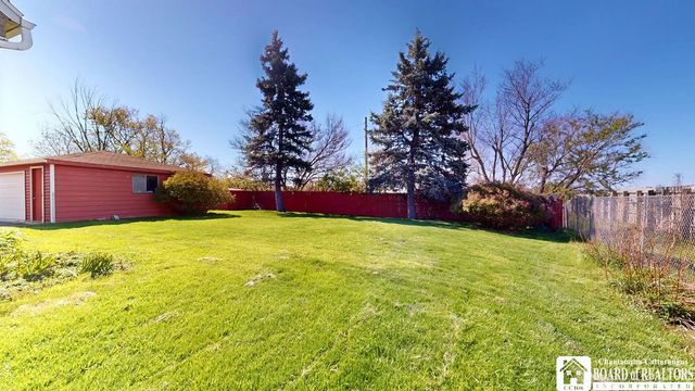 645 Mapleview Rd, Cheektowaga, NY 14225