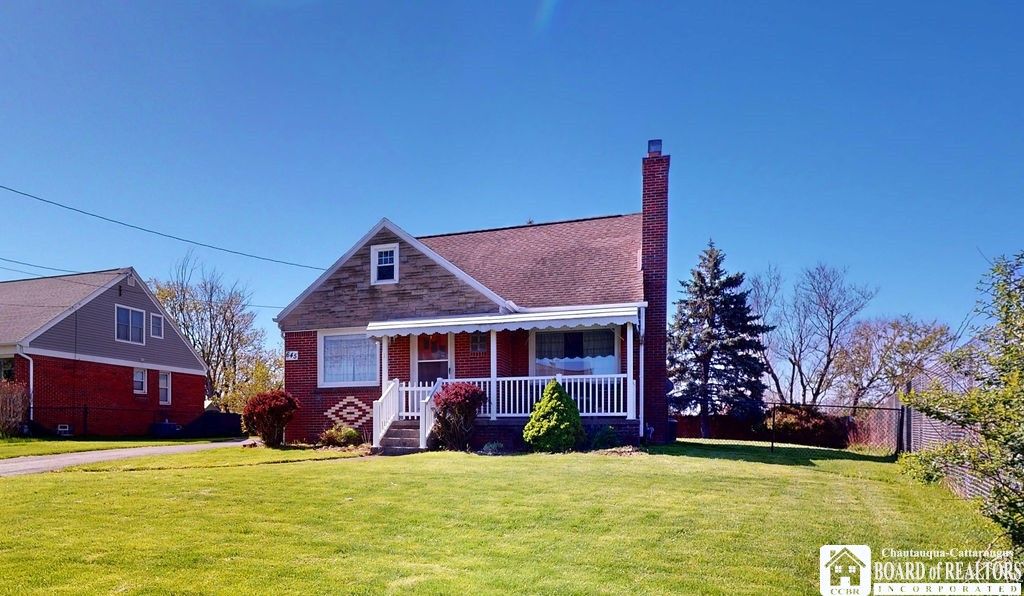 645 Mapleview Rd, Cheektowaga, NY 14225