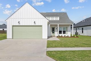 104 Travelers Palm Way, Broussard, LA 70518