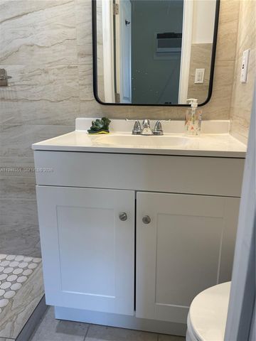 1935 Liberty St 1, Hollywood, FL 33020