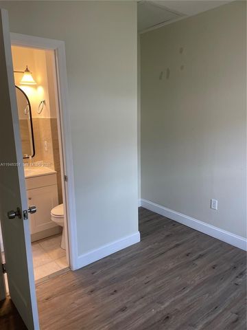 1935 Liberty St 1, Hollywood, FL 33020