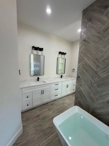 114 Magnolia Bend, Roman Forest, TX 77357