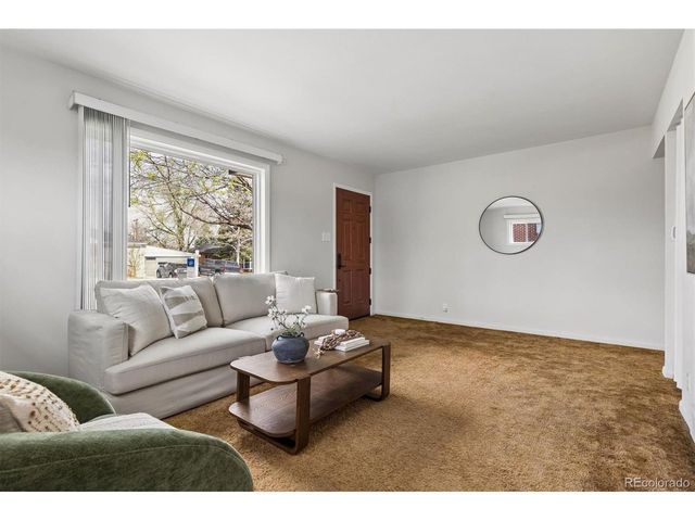 308 109th Pl, Northglenn, CO 80233